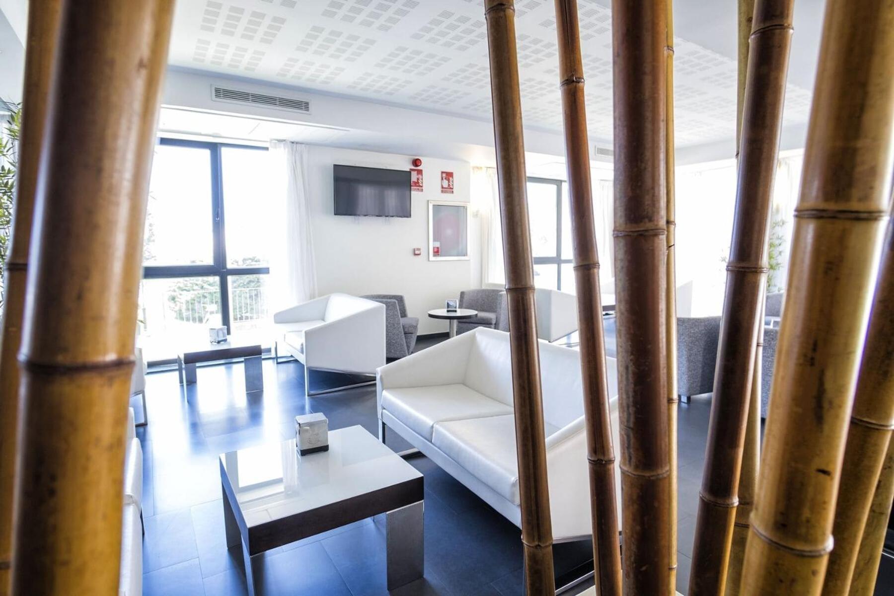 Alda Carril Hotel Vilagarcia de Arousa